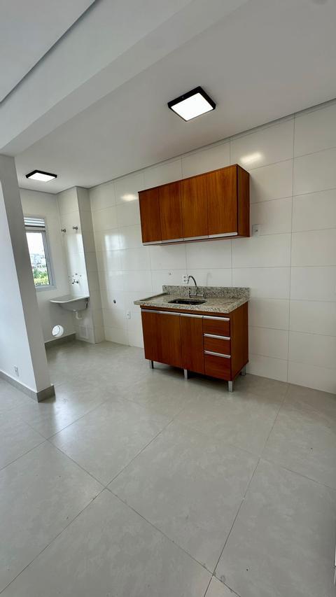 Apartamento para alugar em Indaiatuba, Jardins do Império, com 2 quartos, com 47.77 m²